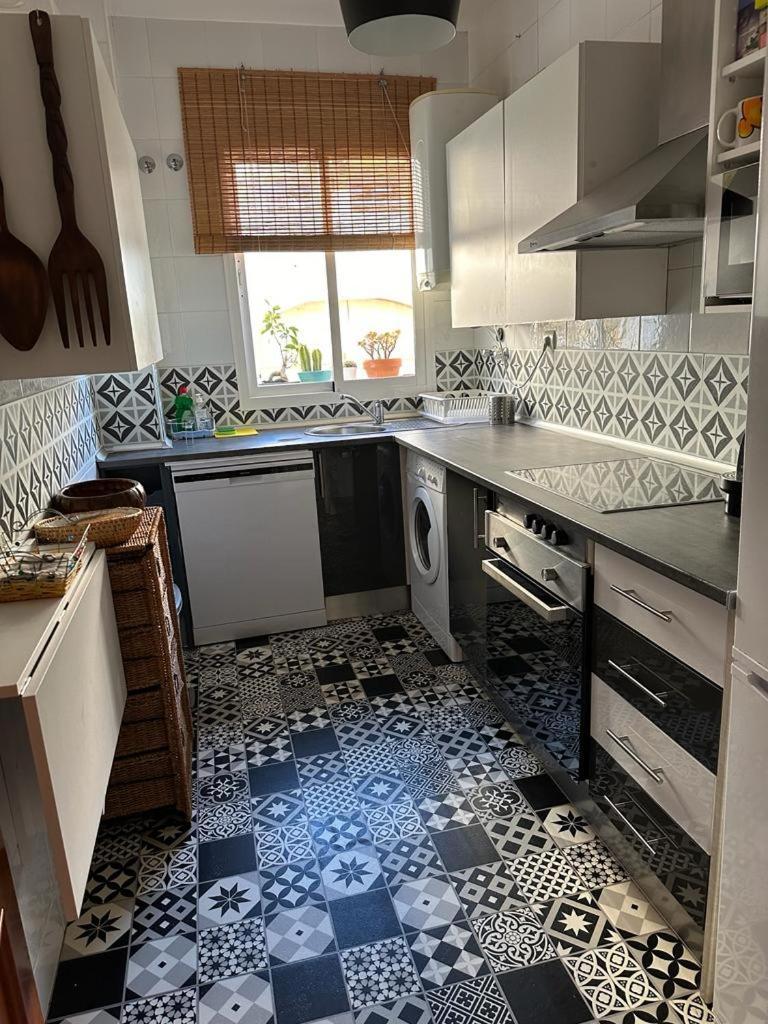 Real Torrequebrada Apartment Benalmadena Bagian luar foto