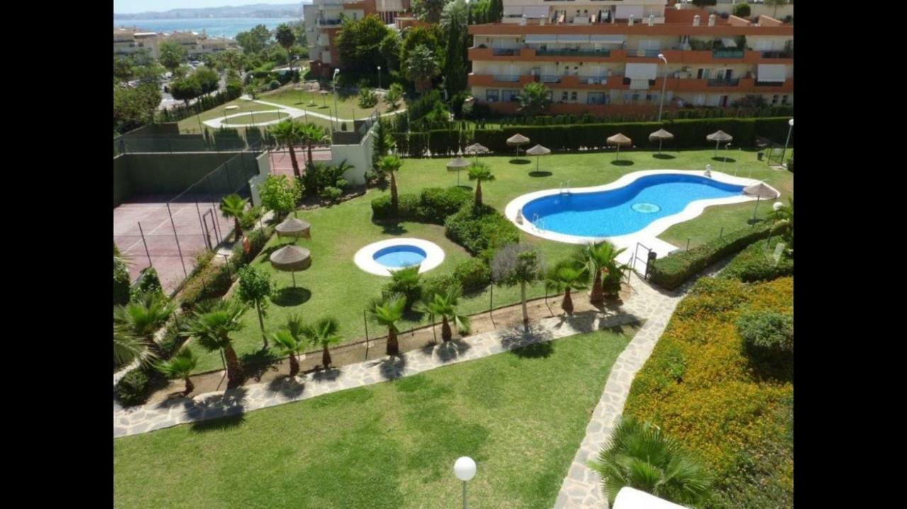 Real Torrequebrada Apartment Benalmadena Bagian luar foto
