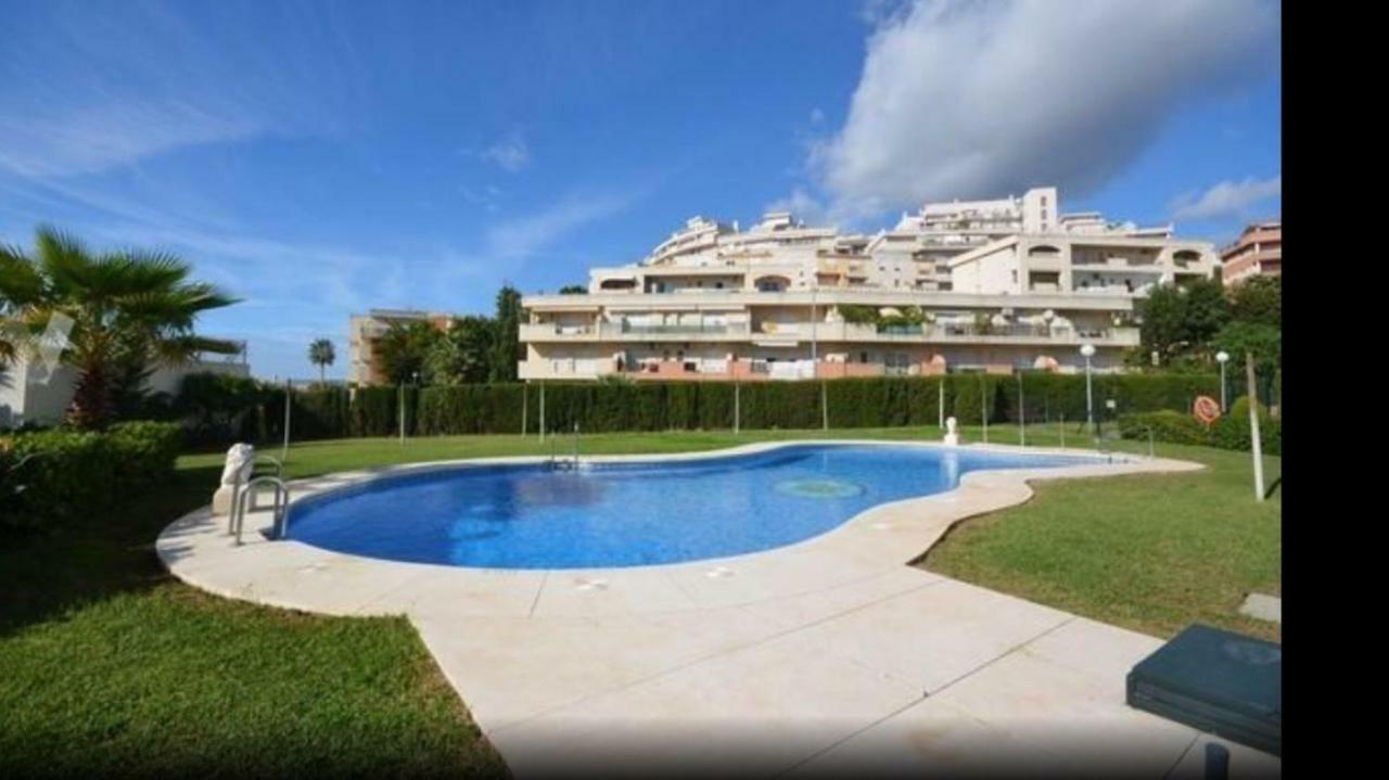 Real Torrequebrada Apartment Benalmadena Bagian luar foto
