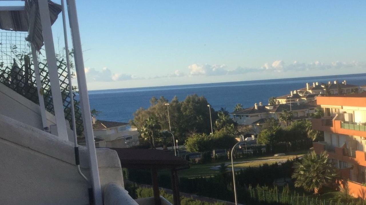 Real Torrequebrada Apartment Benalmadena Bagian luar foto