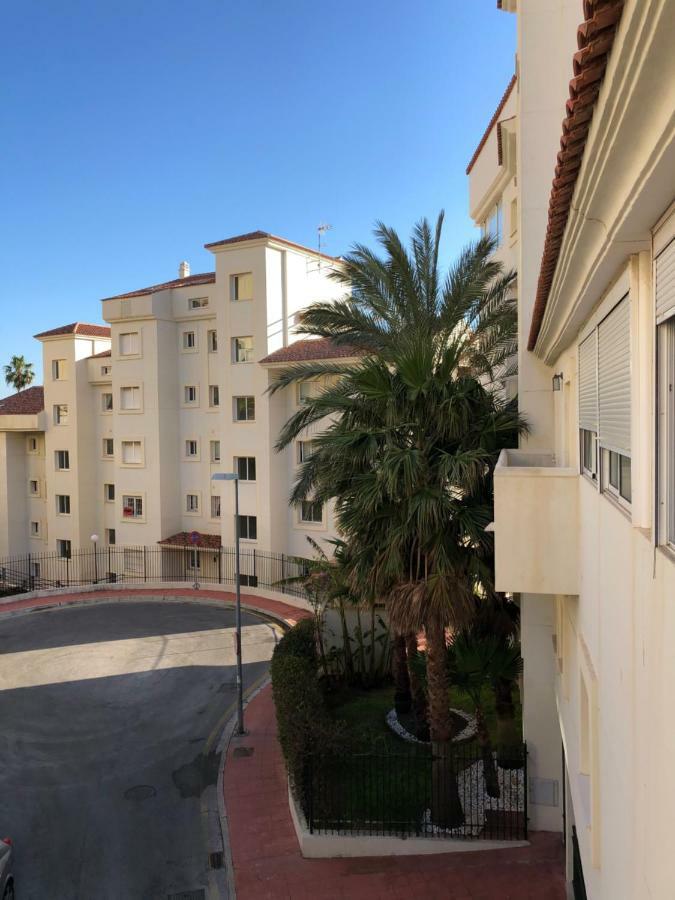 Real Torrequebrada Apartment Benalmadena Bagian luar foto